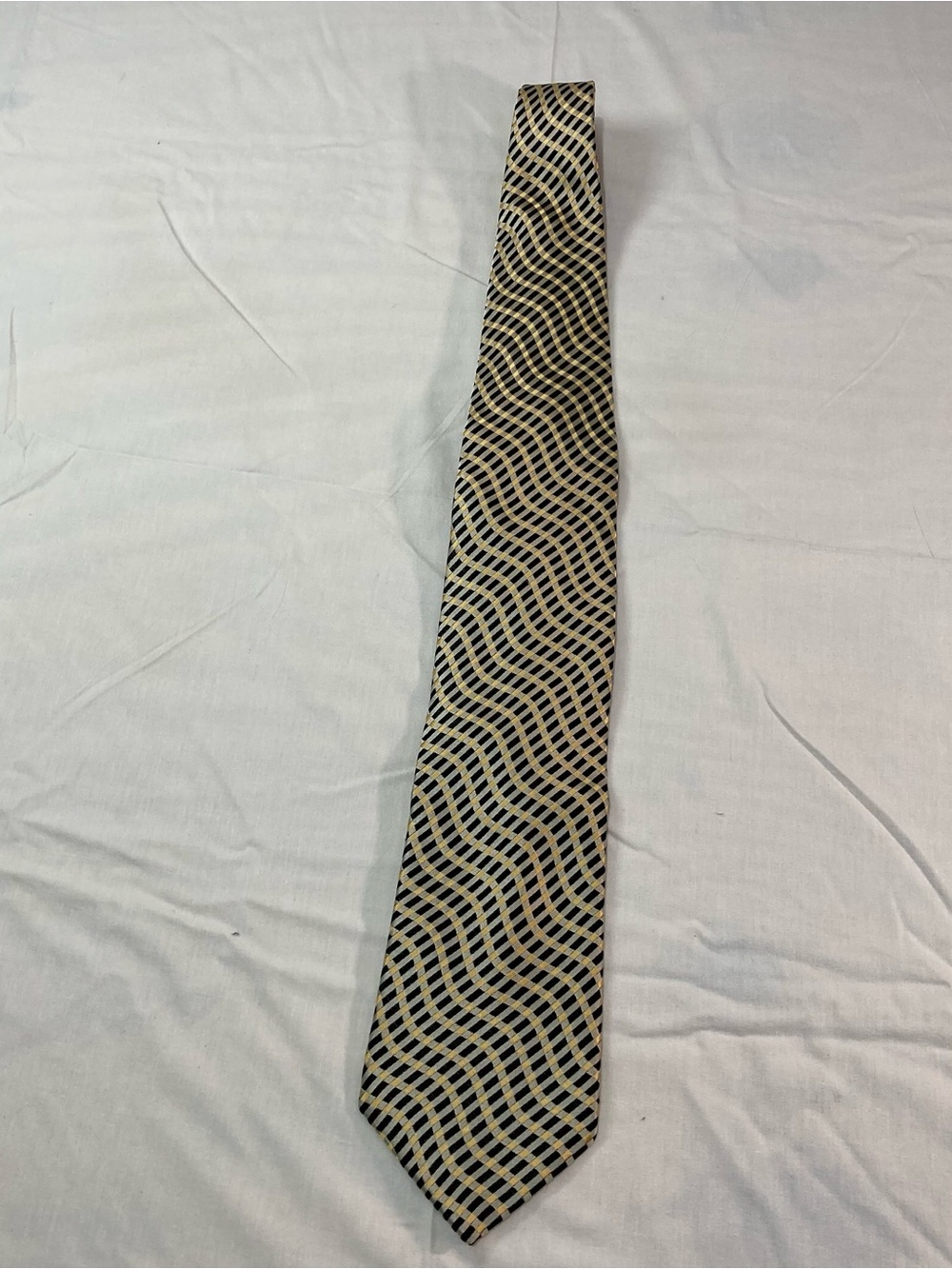 Piattelli Black and Tan Wavy Geometric Silk Tie